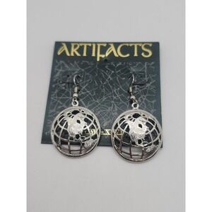 Vintage rare silver tone  JJ Jonette Artifacts GLOBE earth dangle earrings